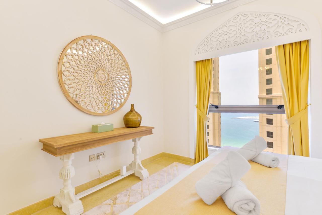 Luxury Jbr Palace! - Sea View - Free 5* Access! * Dubai