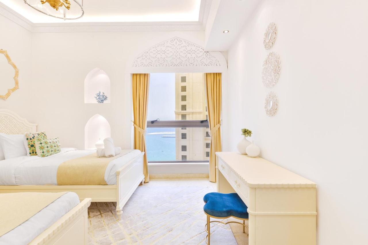 Luxury Jbr Palace! - Sea View - Free 5* Access! Dubai