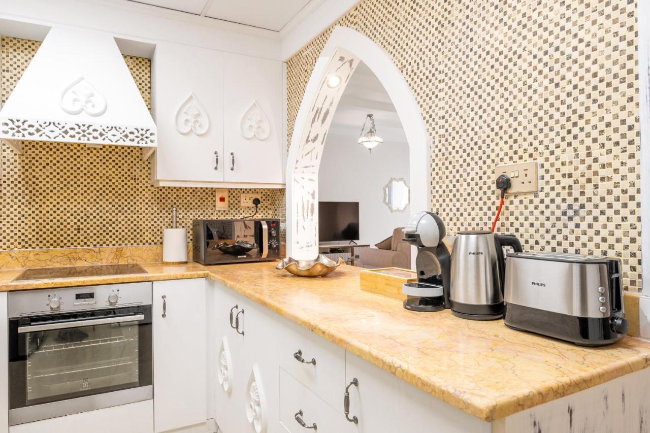 Luxury Jbr Palace! - Sea View - Free 5* Access! *